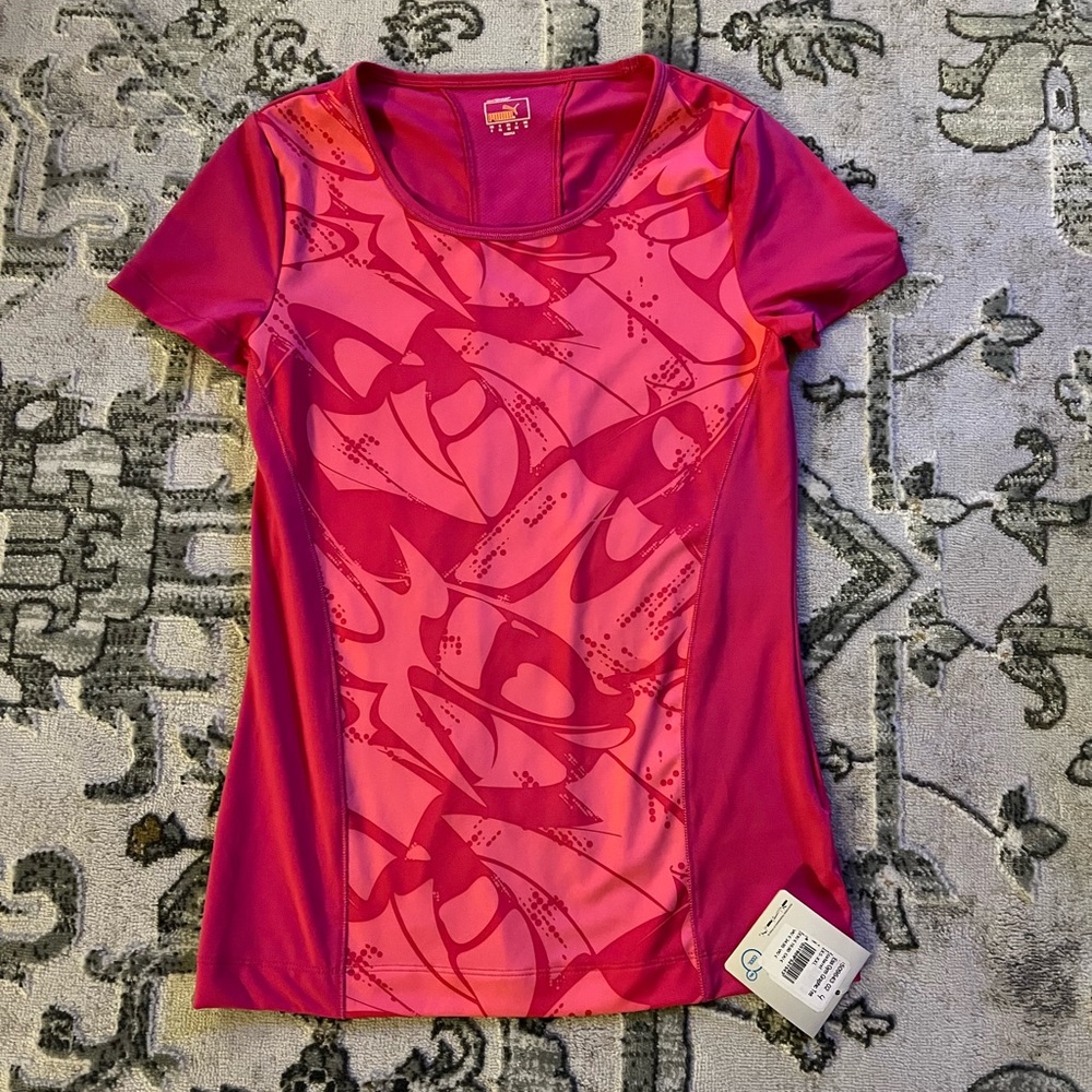 Puma size Small climate control cooling gym active wear top